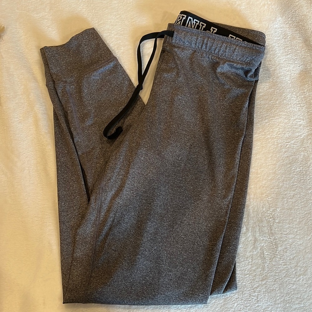 VS PINK SWEATS